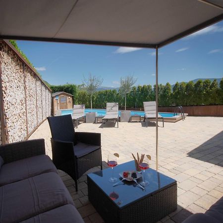 Melaniesguesthouse 4 Zimmerwohnung كالدورا المظهر الخارجي الصورة