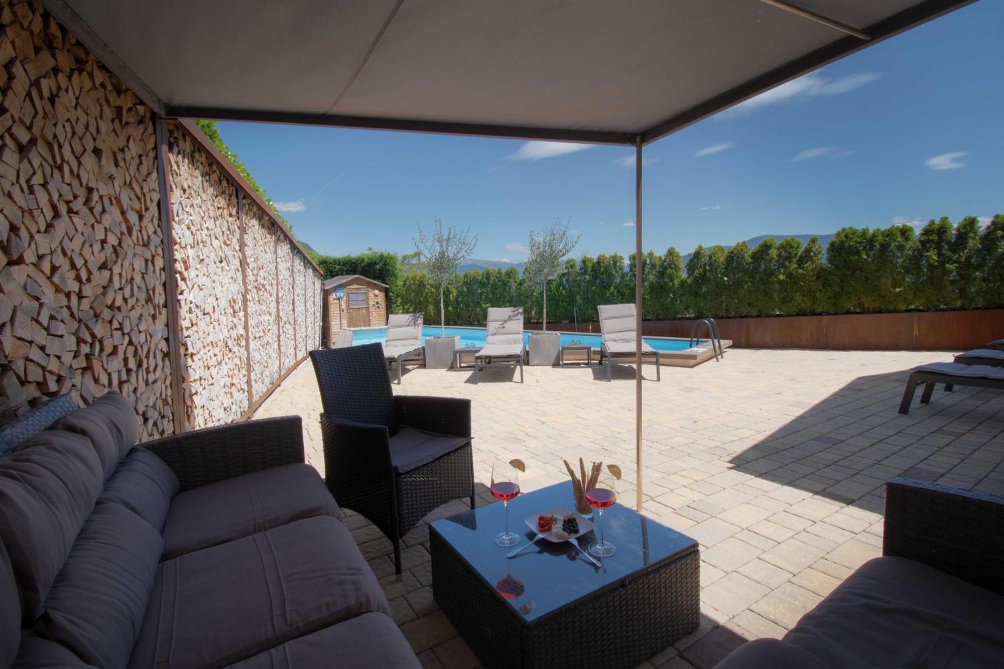 Melaniesguesthouse 4 Zimmerwohnung كالدورا المظهر الخارجي الصورة
